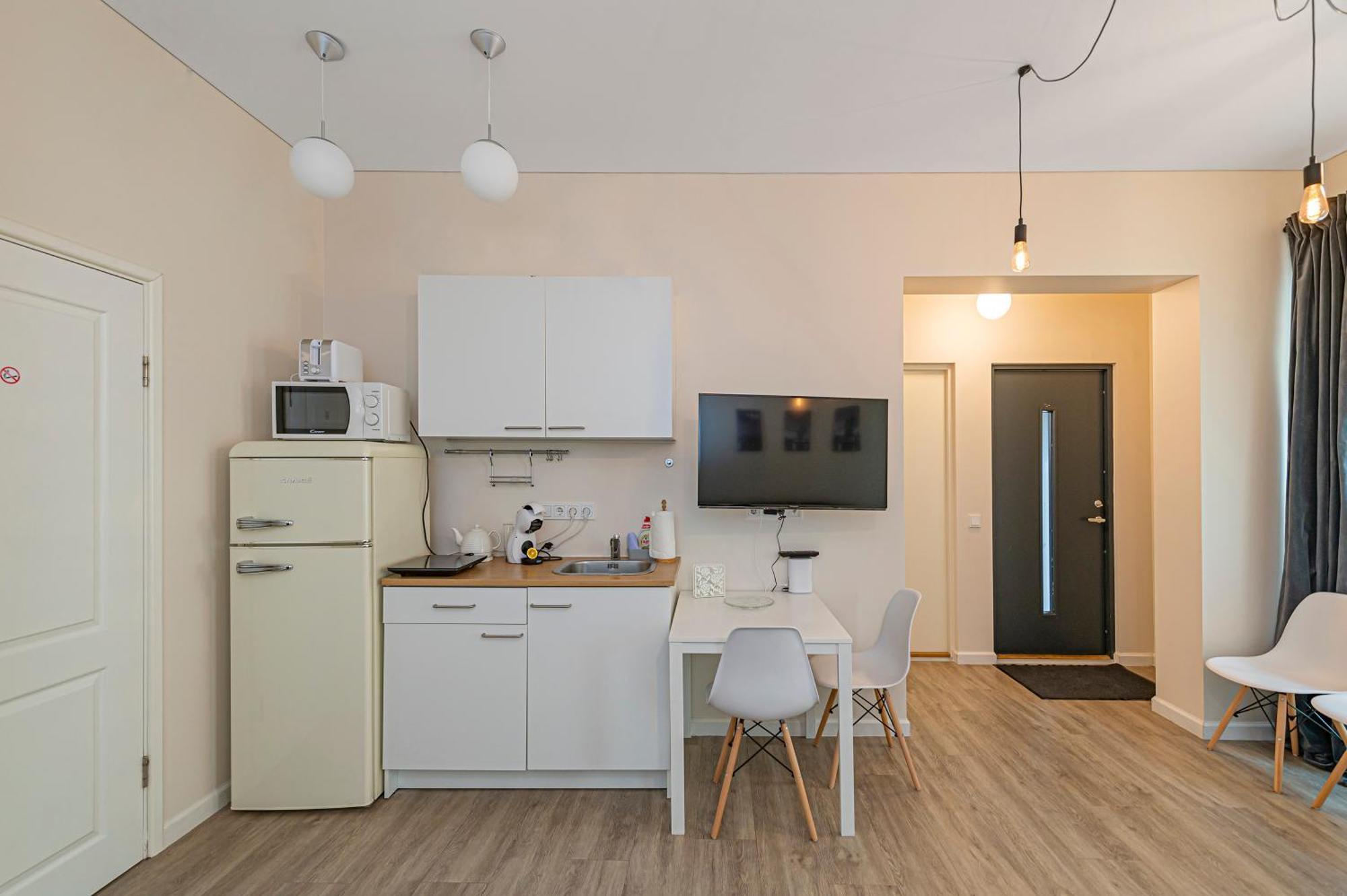 Contrast By Polo Apartment